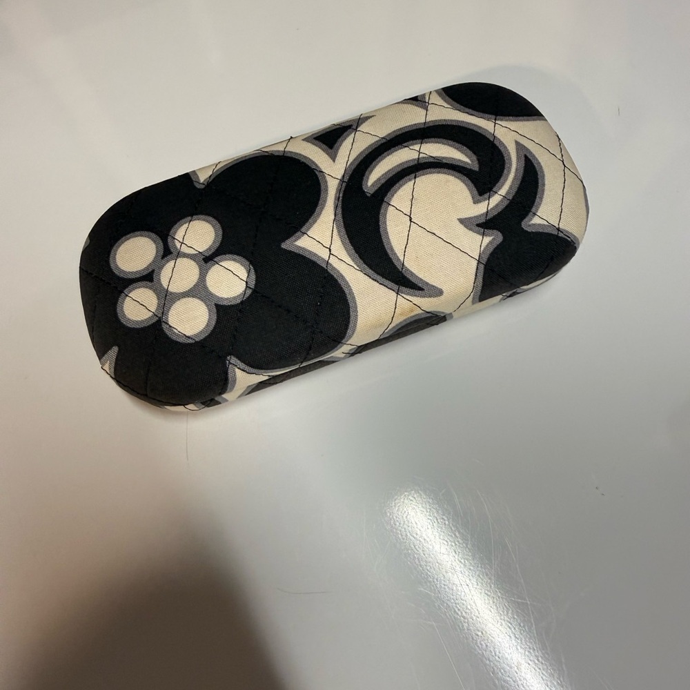 Vera Bradley Black and Cream Glasses Case